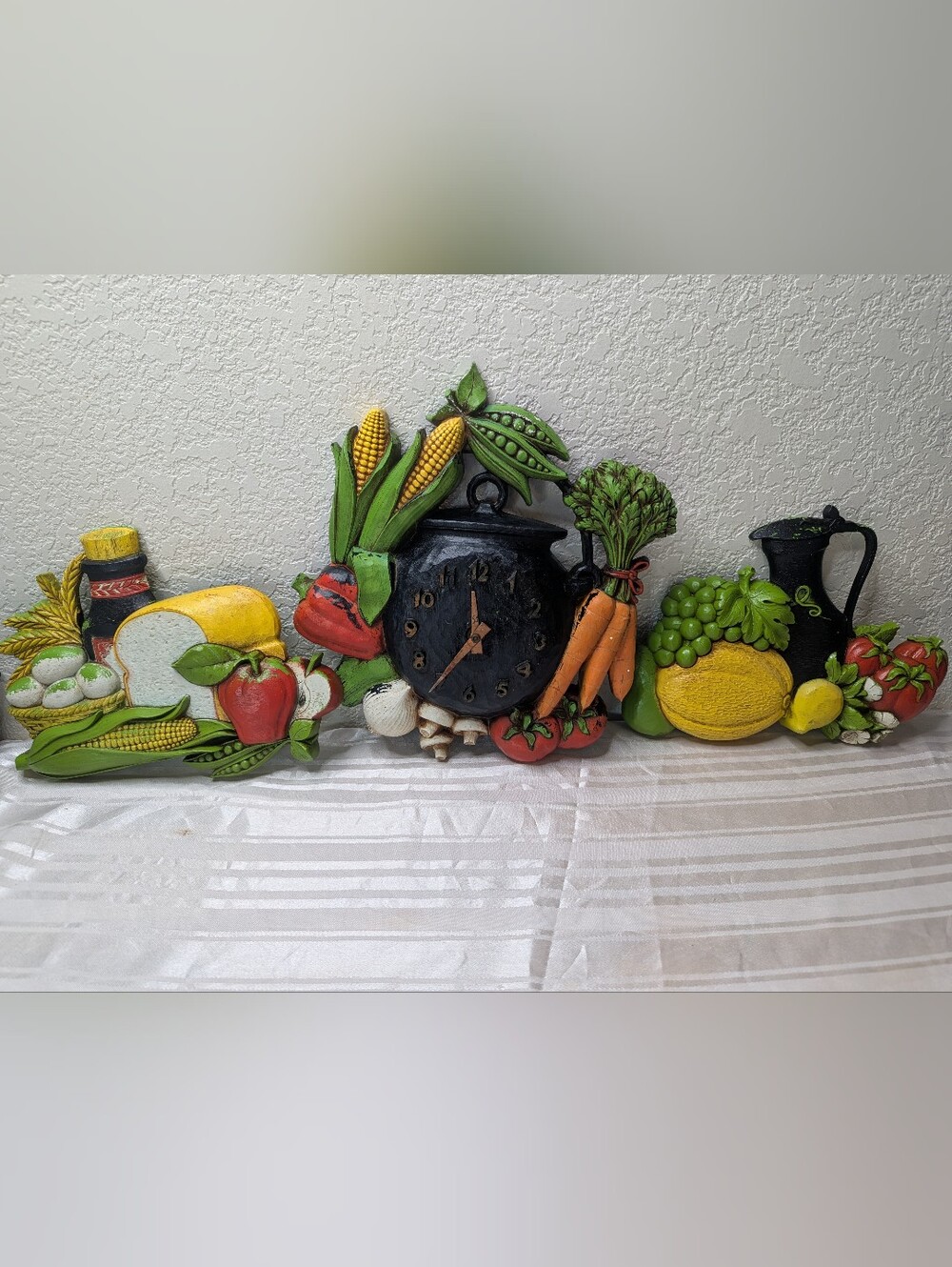 Vintage Syroco Wall Decor Bread Fruit Vegetables Retro 1970's Kitchen Cottagecor